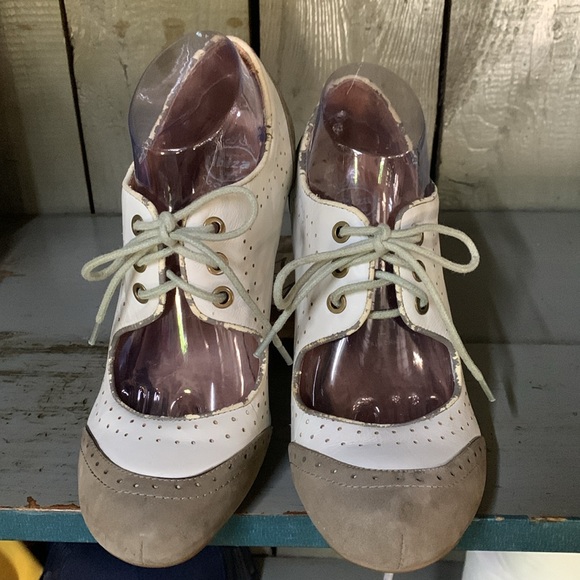 Jeffrey Campbell Ibiza, vintage lace up wedge - Picture 5 of 9